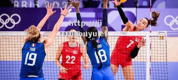 九游娱乐-体育风采！女子球队运动员用实力诠释团结合作
