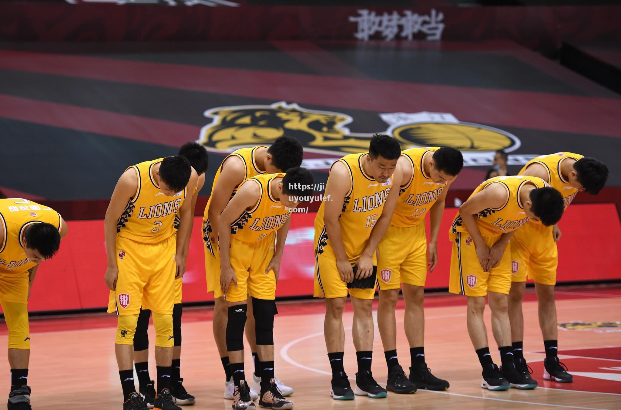 九游娱乐-CBA2022赛季揭幕战门票热销，球迷抢购热情高涨